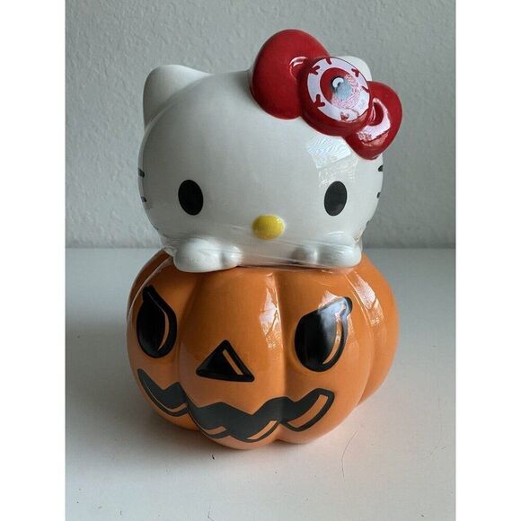Hello Kitty Halloween Large Jack-o-Lantern Pumpkin Ceramic Cookie Jar NEW